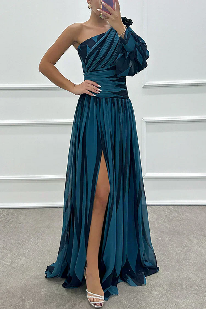 Aria™ | Elegant Striped Maxi Dress with One Shoulder