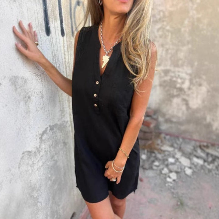 Lydia - Classic Sleeveless Dress